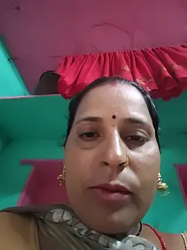 Snapshot of Reena_lodha chatting on July 19, 2026, 7:01 am Reena lodha online show from July 19, 2026, 7:01 am