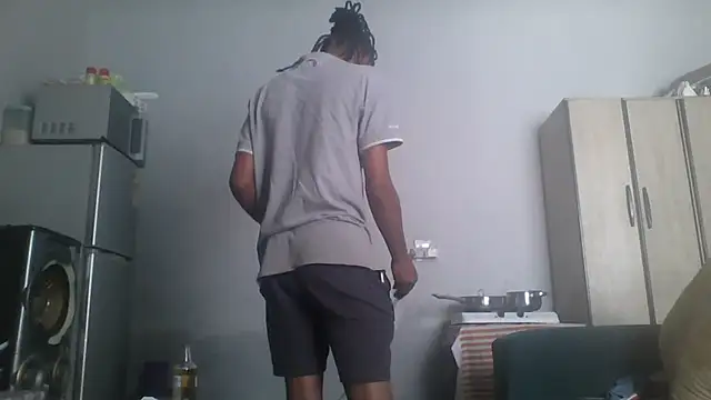Snapshot of Winterslender chatting on June 3, 2026, 7:22 am Winterslender online show from June 3, 2026, 7:22 am