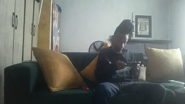 Snapshot of Winterslender chatting on June 4, 2026, 11:49 am Winterslender online show from June 4, 2026, 11:49 am