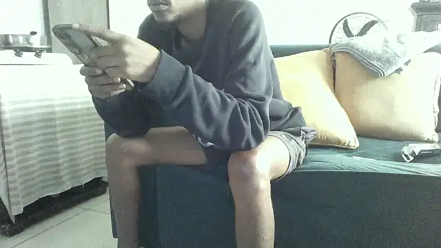 Snapshot of Winterslender chatting on June 11, 2026, 5:27 am Winterslender online show from June 11, 2026, 5:27 am