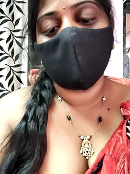Snapshot of suma_telugu1 chatting on July 15, 2026, 2:17 am suma telugu1 online show from July 15, 2026, 2:17 am