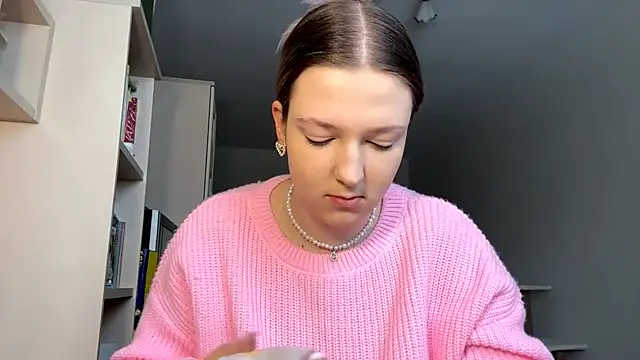 JammieMickiewicz online show from February 8, 2026, 7:45 am