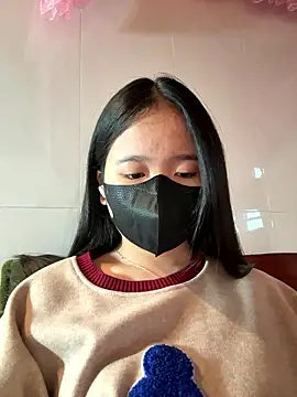 Gwen879 online show from January 12, 2026, 1:11 am