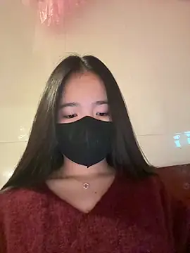 Gwen879 online show from March 5, 2026, 1:01 am