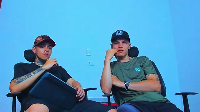 Snapshot of Thomas-Wil chatting on March 14, 2026, 3:12 am Thomas-Wil online show from March 14, 2026, 3:12 am