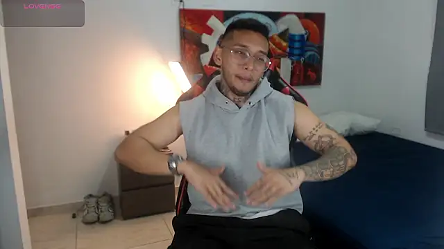 EvanVelvet online show from February 3, 2026, 1:26 am