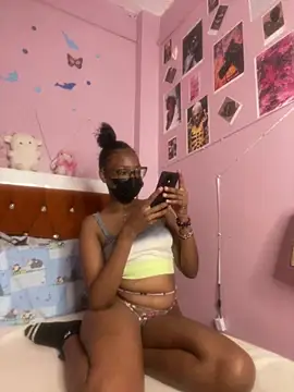 thakhiii3 online show from March 18, 2026, 3:48 pm