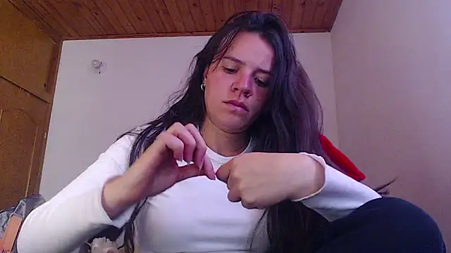 Snapshot of Shanel_Lozano chatting on July 6, 2026, 7:27 pm Shanel Lozano online show from July 6, 2026, 7:27 pm