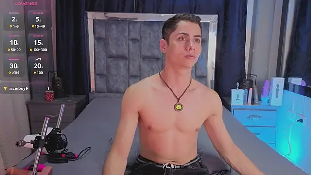 LeoMonnroe online show from May 19, 2026, 8:26 pm