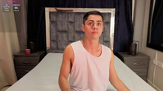 LeoMonnroe online show from June 30, 2026, 6:53 pm