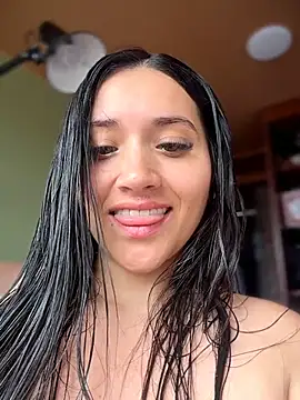 Snapshot of Veronica_Wins_ chatting on June 26, 2026, 3:16 pm Veronica Wins online show from June 26, 2026, 3:16 pm
