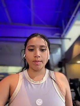 Snapshot of Veronica_Wins_ chatting on July 28, 2026, 7:39 pm Veronica Wins online show from July 28, 2026, 7:39 pm