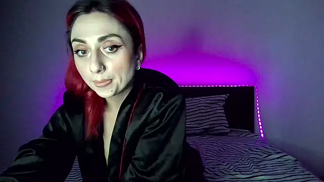 JessicaShorty4U online show from May 11, 2026, 5:32 pm