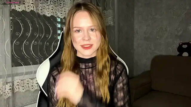 esmebellas online show from January 13, 2026, 2:33 pm