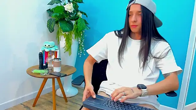 ViictoriiaSaenz online show from March 2, 2026, 5:08 am