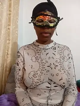 Snapshot of CreamyCupCake_96 chatting on June 26, 2026, 5:23 am CreamyCupCake 96 online show from June 26, 2026, 5:23 am