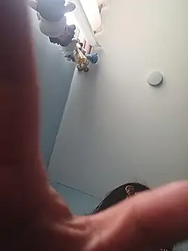 Snapshot of LunaRouuse_ chatting on July 18, 2026, 6:12 pm LunaRouuse online show from July 18, 2026, 6:12 pm