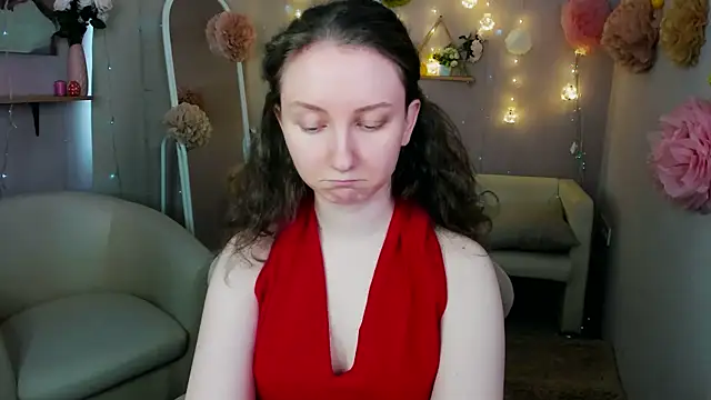 Snapshot of SunshineBlaze chatting on May 4, 2026, 1:29 pm SunshineBlaze online show from May 4, 2026, 1:29 pm