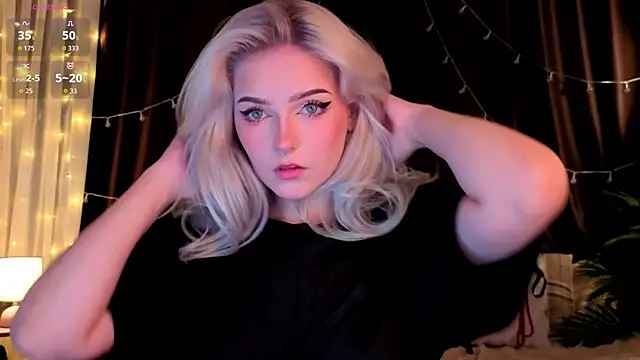 Snapshot of ShyniAlice chatting on June 5, 2026, 4:19 am ShyniAlice online show from June 5, 2026, 4:19 am