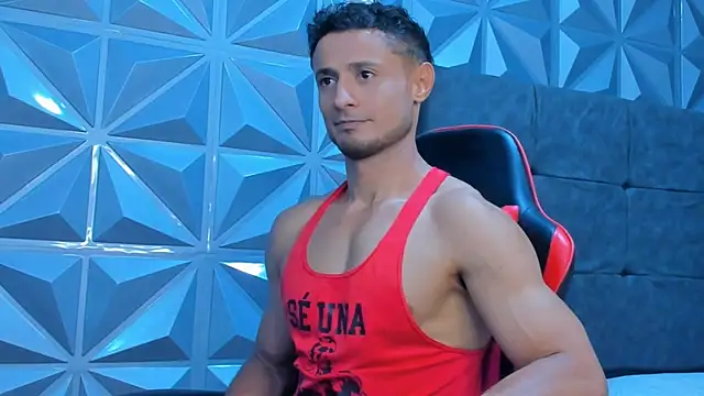 Snapshot of Adonys_Lewis_ chatting on June 18, 2026, 6:46 am Adonys Lewis online show from June 18, 2026, 6:46 am