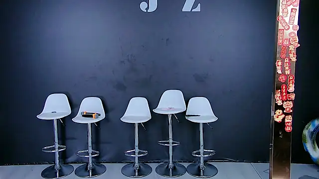 D-lucky2 online show from March 17, 2026, 11:35 am