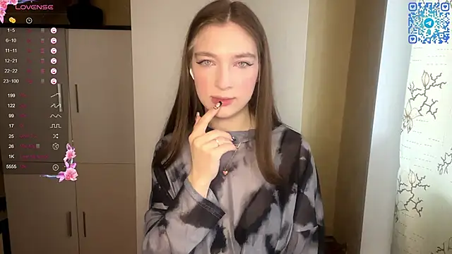 Snapshot of MarlanaEndler chatting on February 14, 2026, 11:07 am MarlanaEndler online show from February 14, 2026, 11:07 am