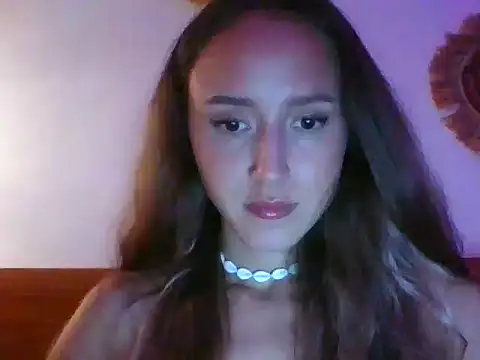 Snapshot of Nyvoria chatting on March 4, 2026, 8:04 pm Nyvoria online show from March 4, 2026, 8:04 pm