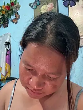 Snapshot of Hottie_Pussy chatting on April 5, 2026, 11:40 am Hottie Pussy online show from April 5, 2026, 11:40 am