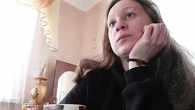 Norma Wall online show from February 2, 2026, 7:40 am