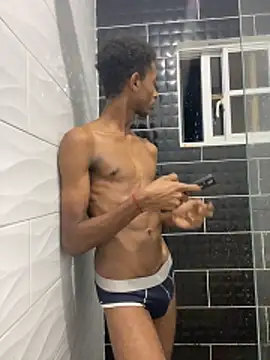 twink gabrielll online show from June 7, 2026, 11:30 pm