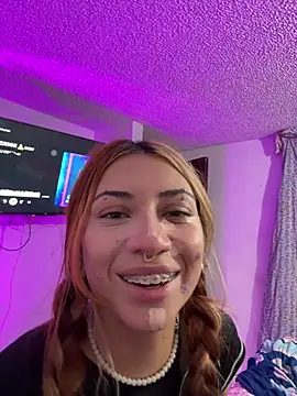 kittymiauu444 online show from May 10, 2026, 4:50 am
