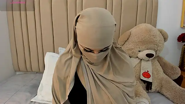 Snapshot of _seelena chatting on February 7, 2026, 12:31 pm seelena online show from February 7, 2026, 12:31 pm