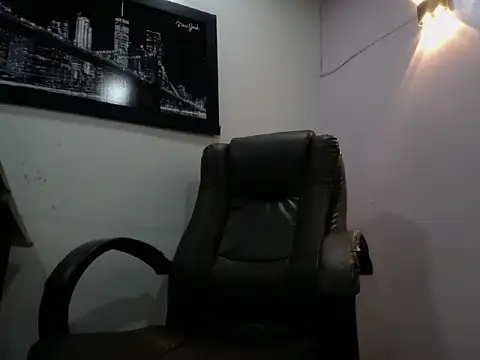 Oswalldo   online show from February 14, 2026, 11:18 am