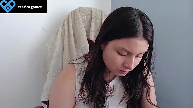 yessica gomez01 online show from June 23, 2026, 7:34 pm