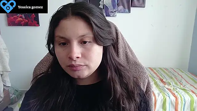 yessica gomez01 online show from July 17, 2026, 6:35 pm