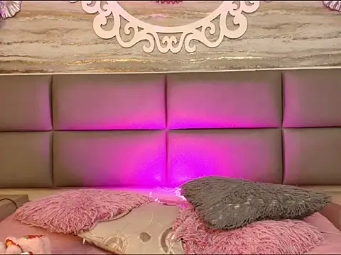 Little Mayy online show from February 4, 2026, 12:55 pm