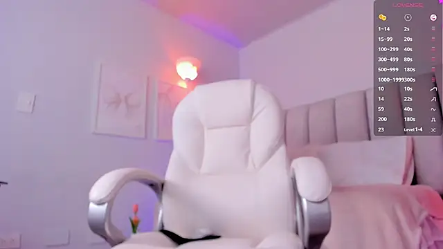 your alina18 online show from January 13, 2026, 1:00 am