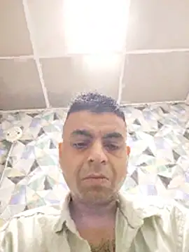 Snapshot of ashleellaunda7582 chatting on May 19, 2026, 7:53 pm ashleellaunda7582 online show from May 19, 2026, 7:53 pm