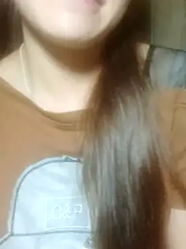 jjennyyy online show from April 26, 2026, 11:08 am