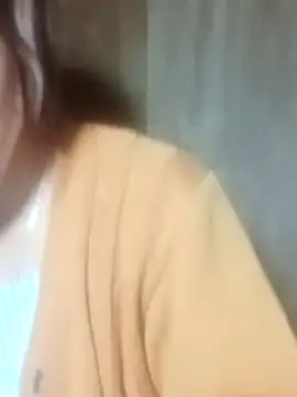 jjennyyy online show from April 30, 2026, 2:56 pm
