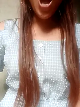 jjennyyy online show from June 18, 2026, 9:47 am