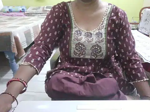 Snapshot of mohini_bhabhi chatting on May 13, 2026, 8:12 am mohini bhabhi online show from May 13, 2026, 8:12 am