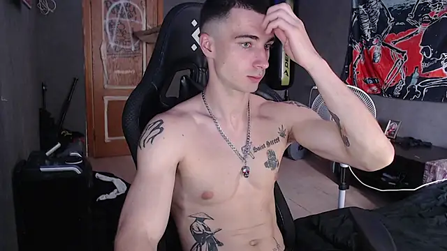 Snapshot of Jack_loveeee chatting on August 8, 2026, 8:27 am Jack loveeee online show from August 8, 2026, 8:27 am