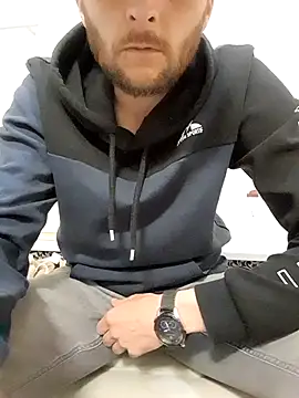 80julien online show from March 14, 2026, 1:27 pm