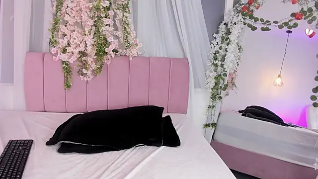 nicky bonny18 online show from February 25, 2026, 12:20 am