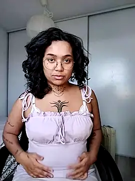 Snapshot of therealsun8 chatting on January 16, 2026, 1:48 pm therealsun8 online show from January 16, 2026, 1:48 pm