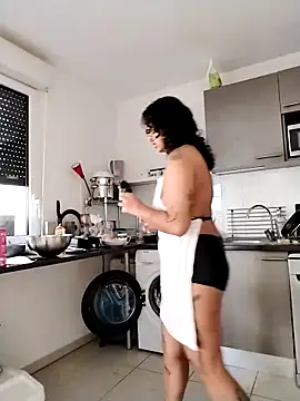 Snapshot of therealsun8 chatting on February 7, 2026, 10:30 am therealsun8 online show from February 7, 2026, 10:30 am