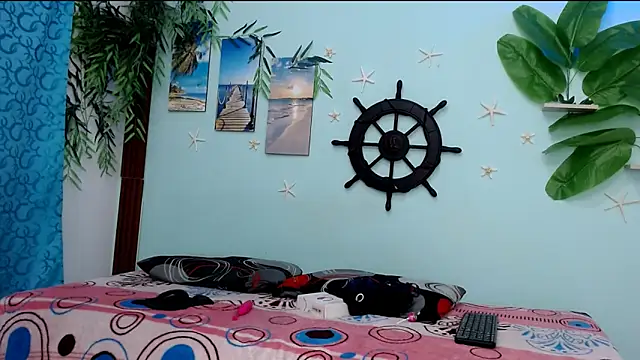 lucerodelamanana343 online show from February 13, 2026, 7:10 pm