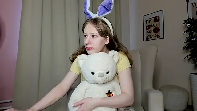tracy aw online show from May 1, 2026, 3:55 am