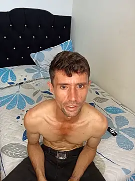 torvyHot online show from April 25, 2026, 7:22 pm